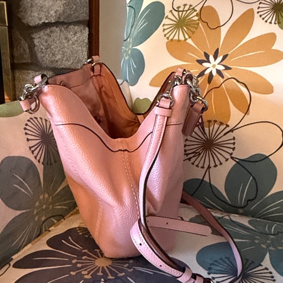 Coach small Lexy Blush Pink Pebbled Leather Bag - Picture 3 of 3